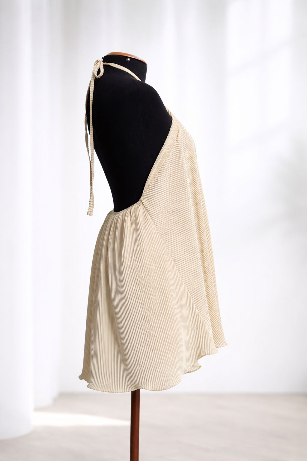 Vestido Plissado Elegance - Simoura Maison
